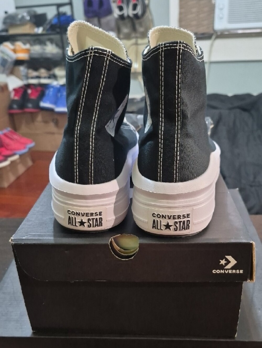 Converse Women's Chuck Taylor High Top Platform Sneaker (2020) W11 NEW W/BOX - Picture 5 of 11